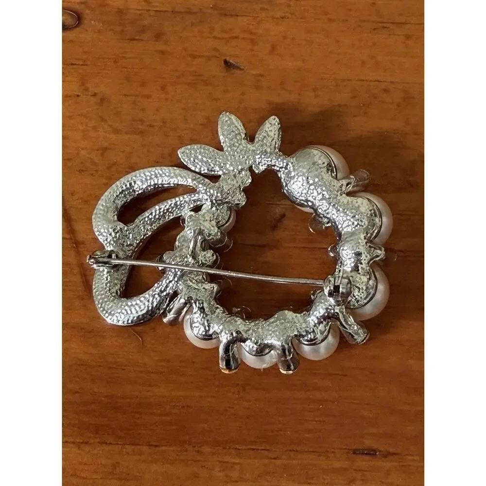 Silver Tone Faux Pearl Rhinestone Wreath Brooch Vintage Style Timeless Feminine